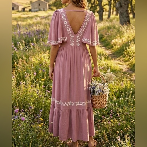 NWT Elegant Embroidered Mauve Maxi Dress - Picture 2 of 11